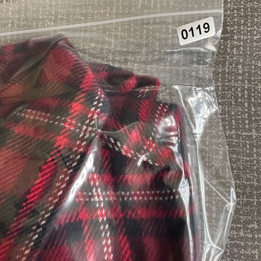Woolrich Women’s Long sleeve Deep Ruby Plaid Soft Button Up Shirt size Small - Picture 12 of 12